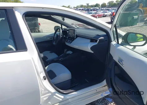 2020 Toyota Corolla Se from USA, damaged, VIN JTND4RBE8L3104740